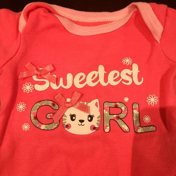 🌟5/$25 Sweetest Girl Onesie Size 0-3 Months - Picture 2 of 6